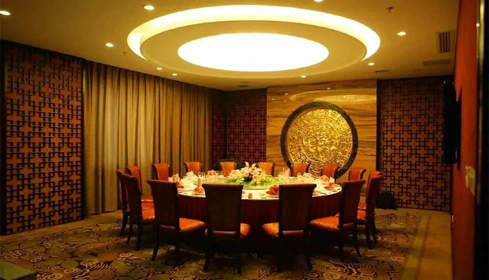 هتل فونیکس گرند